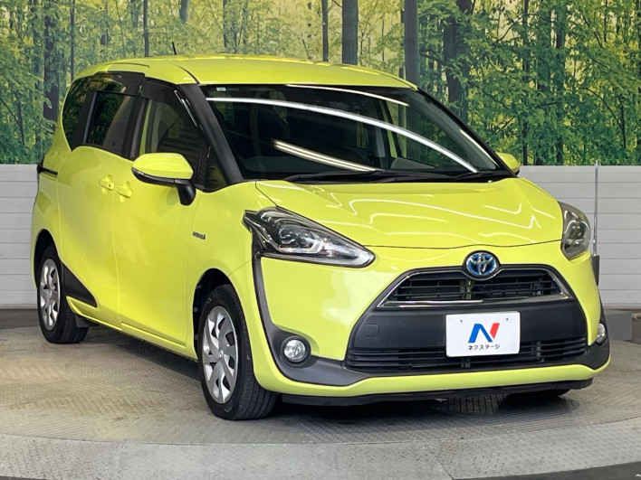 2015 Toyota Sienta DAA-NHP170G (UW-6a13f0e6a3149)[24]