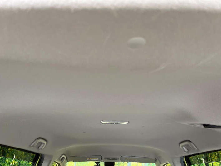 2015 Toyota Sienta DAA-NHP170G (UW-6a13f0e6a3149)[14]