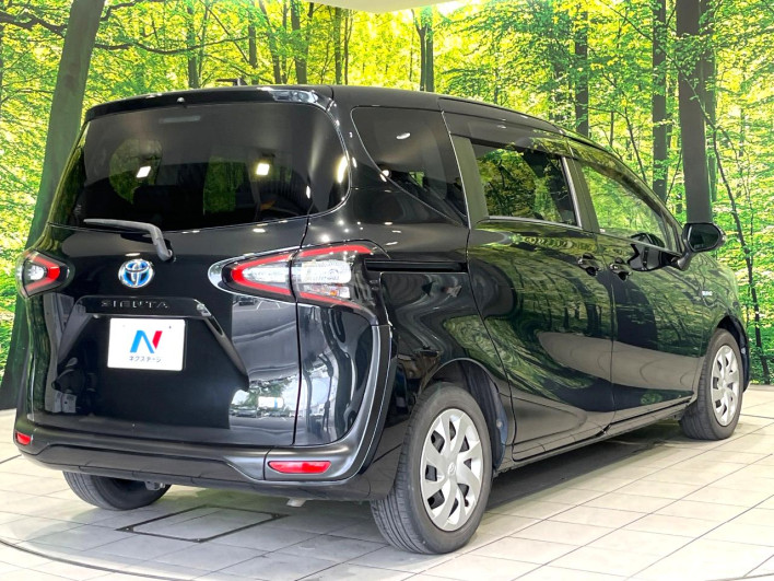 2017 Toyota Sienta DAA-NHP170G (UW-6a13f0e711310)[9]