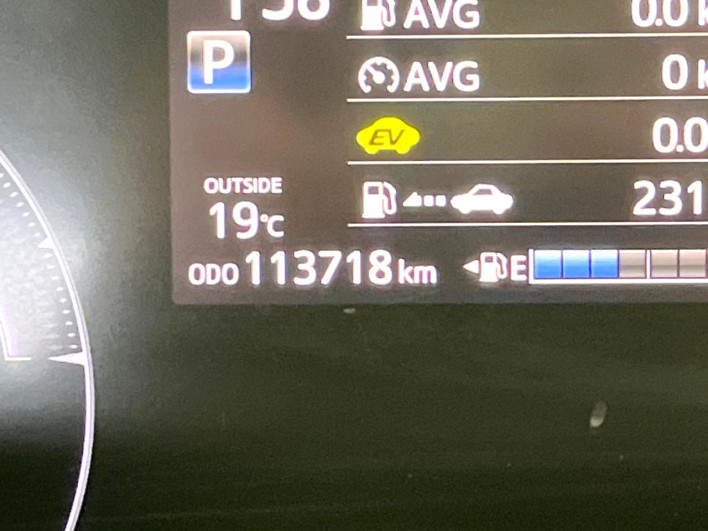 2017 Toyota Sienta DAA-NHP170G (UW-6a13f0e711310)[2]