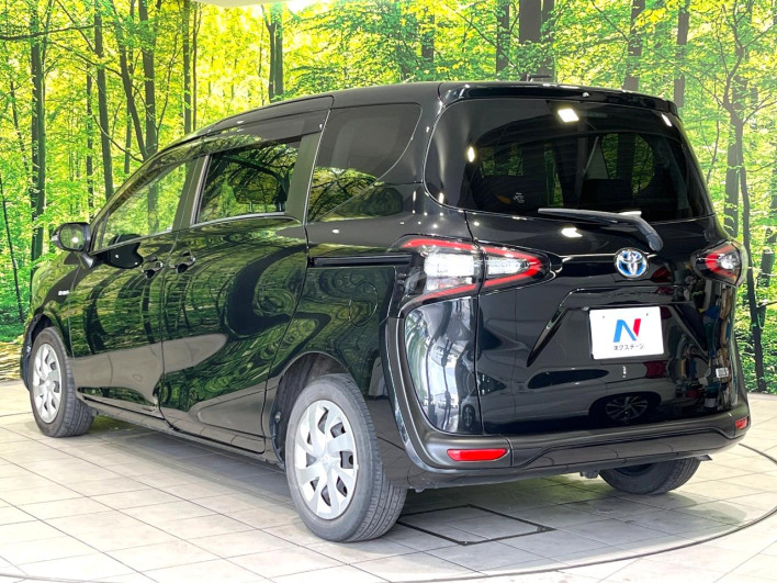 2017 Toyota Sienta DAA-NHP170G (UW-6a13f0e711310)[7]