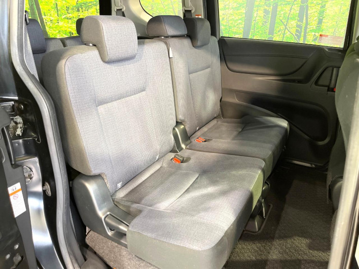 2017 Toyota Sienta DAA-NHP170G (UW-6a13f0e711310)[22]