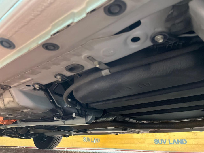 2019 Toyota Sienta 6AA-NHP170G (UW-6a13f0e9689f4)[11]