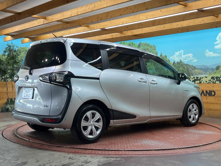 2019 Toyota Sienta 6AA-NHP170G (UW-6a13f0e9689f4)[6]