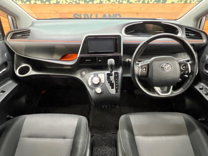 2019 Toyota Sienta 6AA-NHP170G (UW-6a13f0e9689f4)[15]
