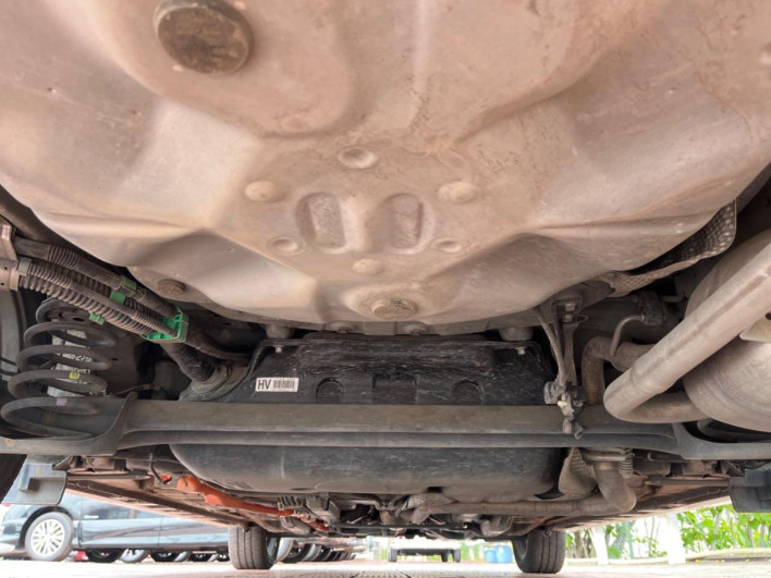 2017 Toyota Corolla Fielder DAA-NKE165G (UW-6a13f0ea6b1db)[16]