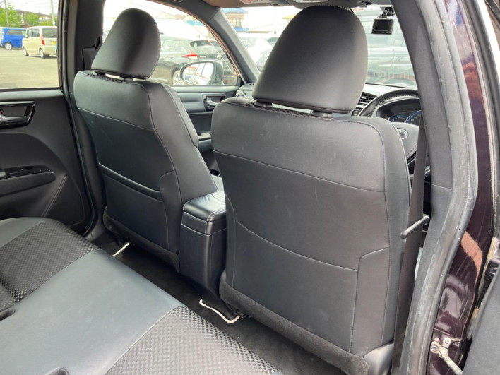 2017 Toyota Corolla Fielder DAA-NKE165G (UW-6a13f0ea6b1db)[24]