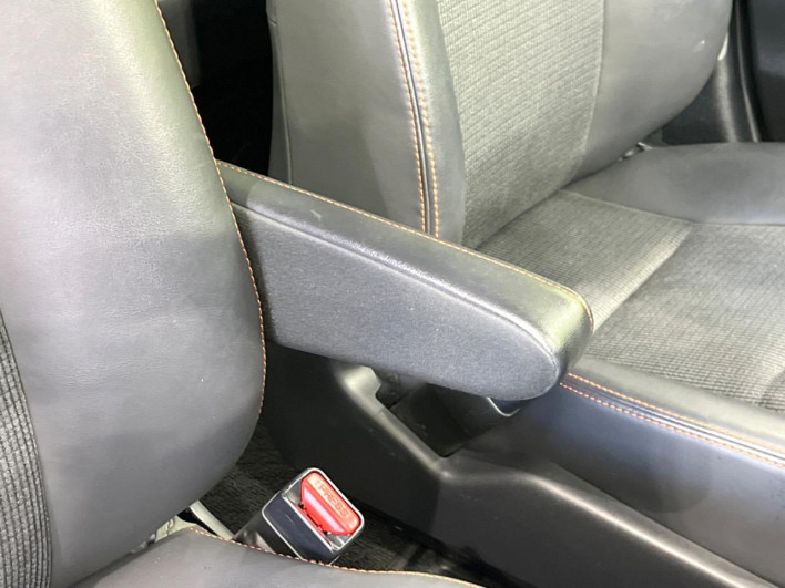 2017 Toyota Sienta DBA-NSP170G (UW-6a13f0ec5da07)[25]