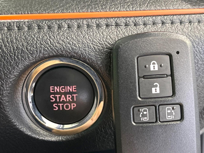 2017 Toyota Sienta DBA-NSP170G (UW-6a13f0ec5da07)[28]