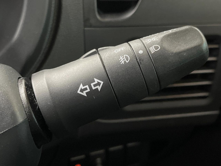 2011 Nissan X-Trail DBA-NT31 (UW-6a13f0ee11762)[28]