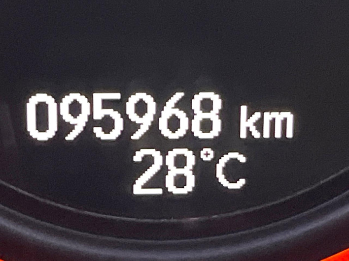 2014 Honda Odyssey DBA-RC1 (UW-6a13f0f484f87)[2]