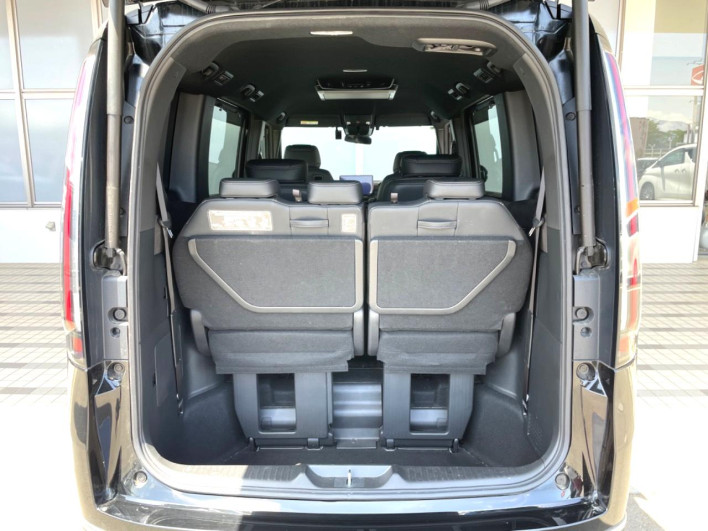 2022 Honda Step Wagon 6AA-RP8 (UW-6a13f0f7a767b)[11]