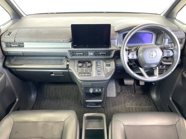 2022 Honda Step Wagon 6AA-RP8 (UW-6a13f0f7a767b)[29]