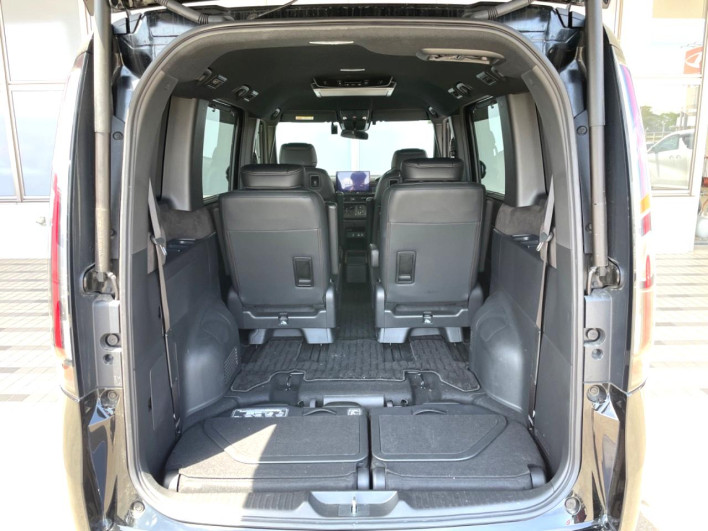 2022 Honda Step Wagon 6AA-RP8 (UW-6a13f0f7a767b)[9]