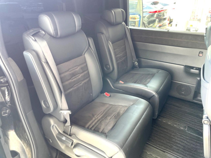 2022 Honda Step Wagon 6AA-RP8 (UW-6a13f0f7a767b)[15]