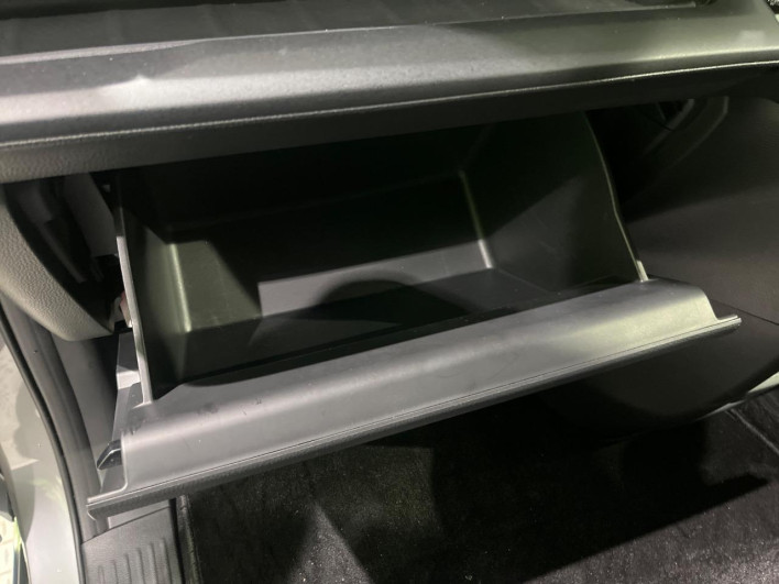 2022 Honda Step Wagon 6AA-RP8 (UW-6a13f0f7b3a08)[5]