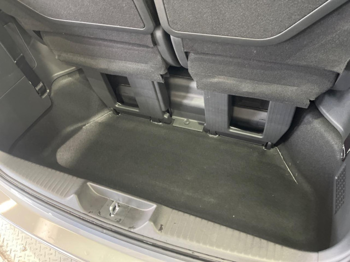 2022 Honda Step Wagon 6AA-RP8 (UW-6a13f0f7b3a08)[9]