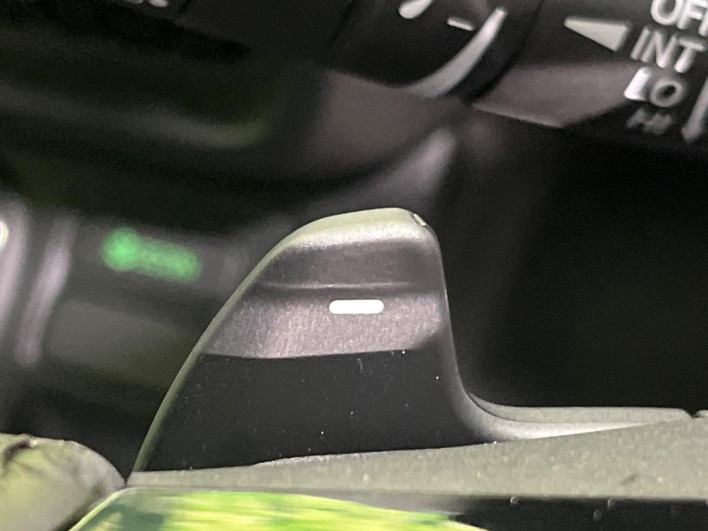 2022 Honda Step Wagon 6AA-RP8 (UW-6a13f0f7b3a08)[26]