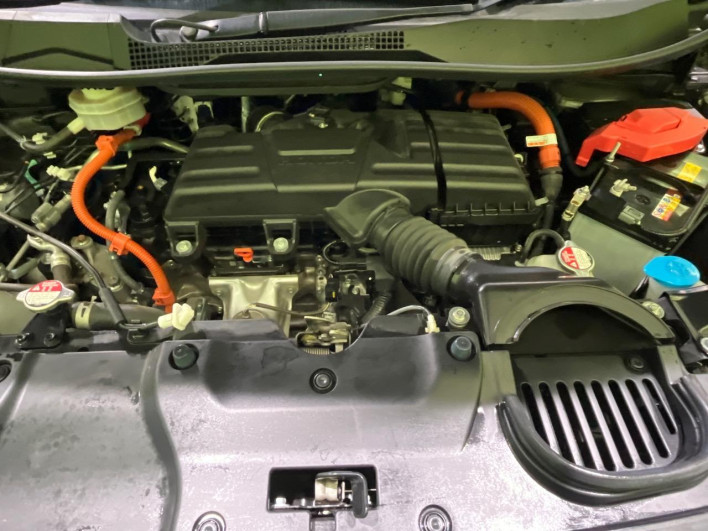 2022 Honda Step Wagon 6AA-RP8 (UW-6a13f0f7b3a08)[4]