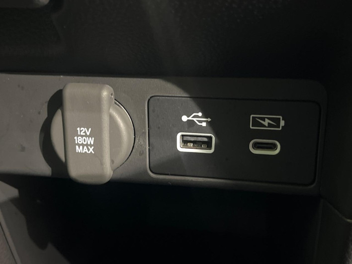 2022 Honda Step Wagon 6AA-RP8 (UW-6a13f0f7b3a08)[22]
