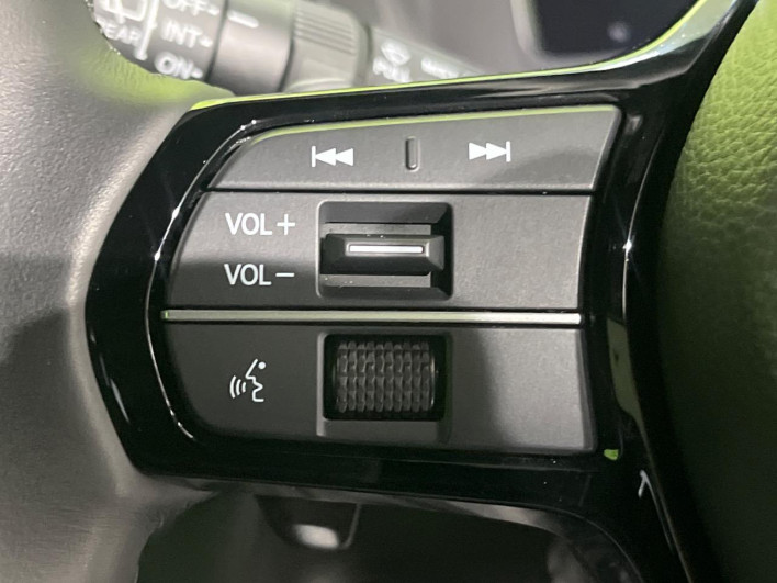 2022 Honda Step Wagon 6AA-RP8 (UW-6a13f0f7b3a08)[24]