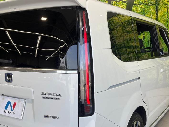 2022 Honda Step Wagon 6AA-RP8 (UW-6a13f0f7be6bb)[25]