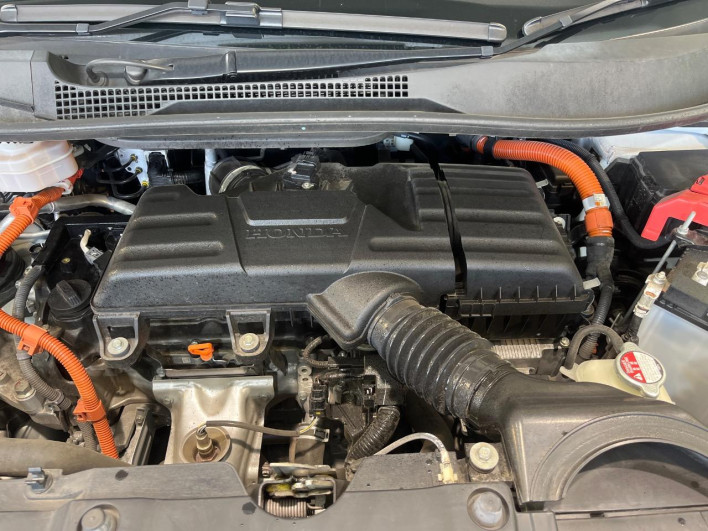 2022 Honda Step Wagon 6AA-RP8 (UW-6a13f0f7be6bb)[4]