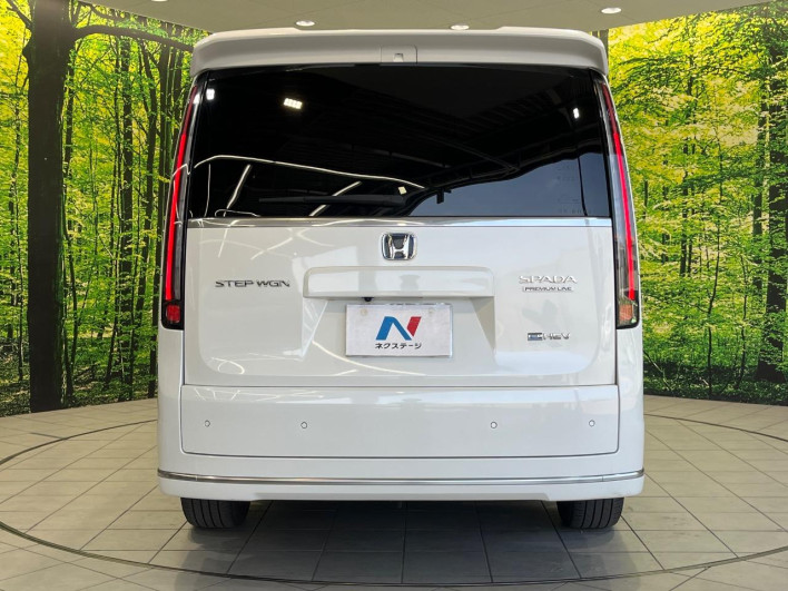 2022 Honda Step Wagon 6AA-RP8 (UW-6a13f0f7be6bb)[26]
