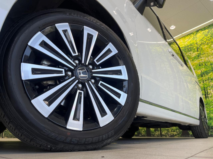 2022 Honda Step Wagon 6AA-RP8 (UW-6a13f0f7be6bb)[9]