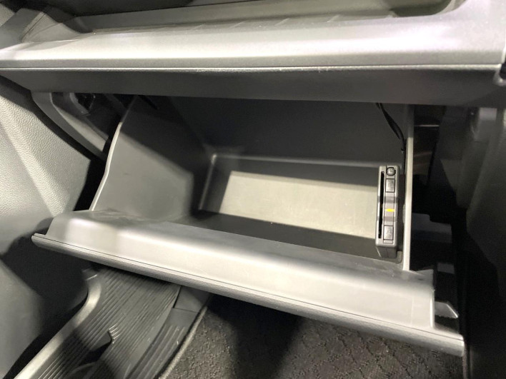 2024 Honda Step Wagon 6AA-RP8 (UW-6a13f0f9757b1)[11]