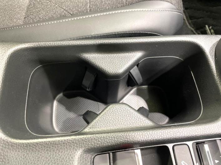 2021 Honda VEZEL 6AA-RV5 (UW-6a13f0fbce085)[28]