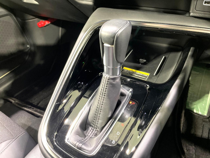 2021 Honda VEZEL 6AA-RV5 (UW-6a13f0fbce085)[25]