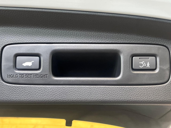 2021 Honda VEZEL 6AA-RV5 (UW-6a13f0fbec10b)[19]