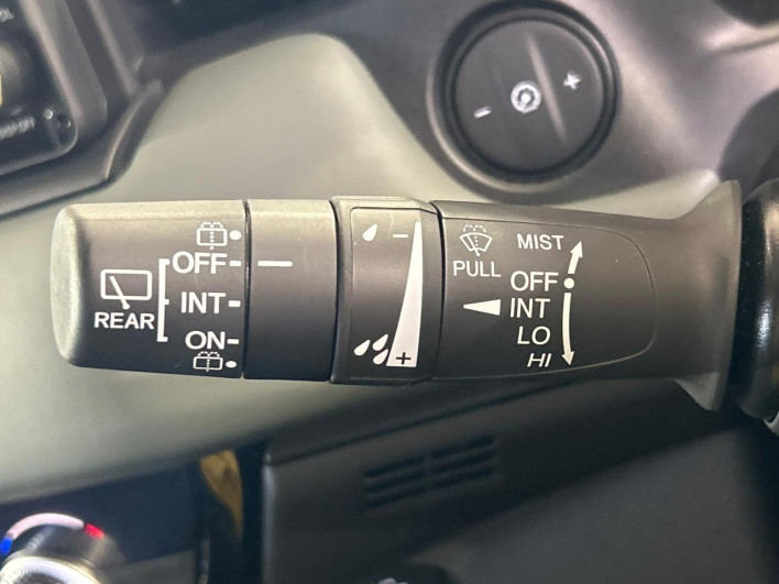 2024 Honda VEZEL 6AA-RV5 (UW-6a13f0ffb8e79)[8]