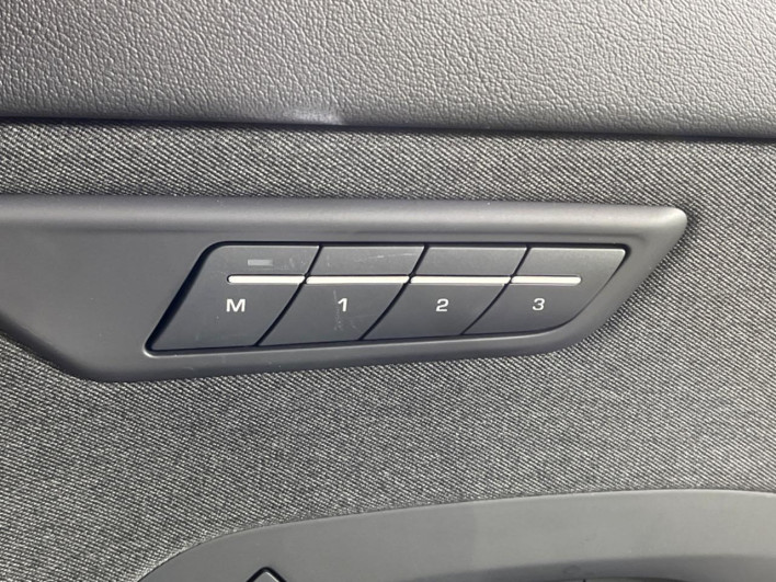 2025 Jaguar E Pace 3LA-DF15TB (UW-6a13f10663c65)[5]