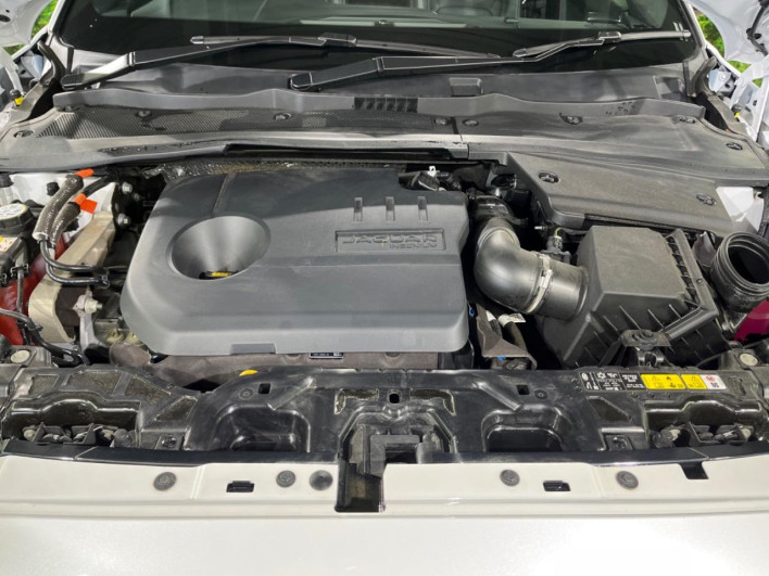 2025 Jaguar E Pace 3LA-DF15TB (UW-6a13f10663c65)[11]