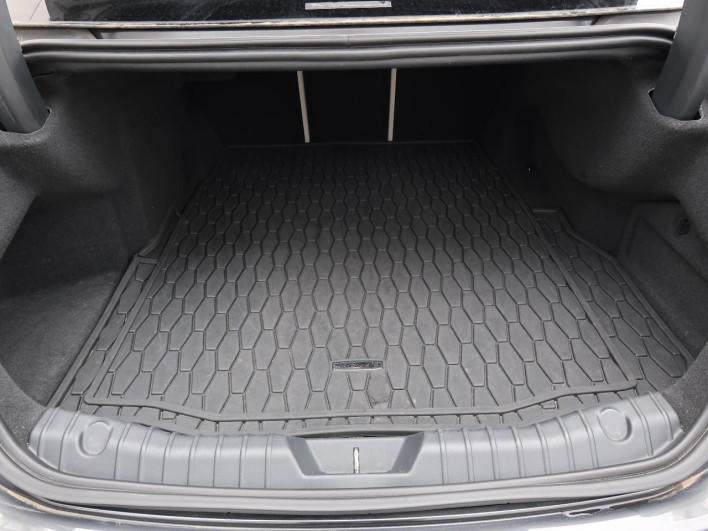 2016 Jaguar XF CBA-JB2GA (UW-6a13f1069a099)[18]
