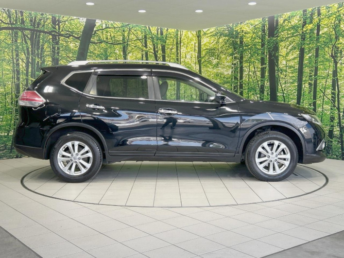 2016 Nissan X-Trail DBA-T32 (UW-6a13f10e9e95e)[9]