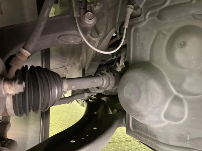 2017 Nissan X-Trail DBA-T32 (UW-6a13f10ec7161)[7]