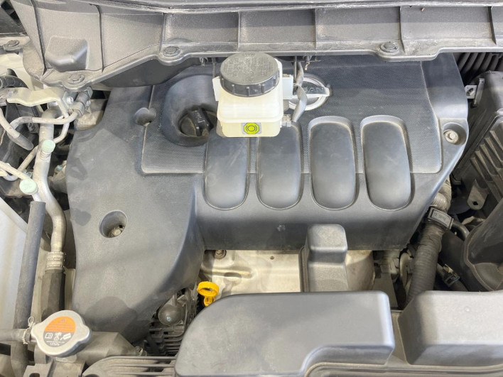 2013 Nissan Elgrand DBA-TE52 (UW-6a13f1101146f)[14]