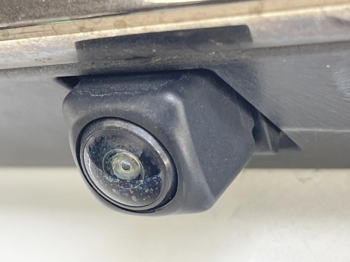 2013 Nissan Elgrand DBA-TE52 (UW-6a13f1101146f)[22]