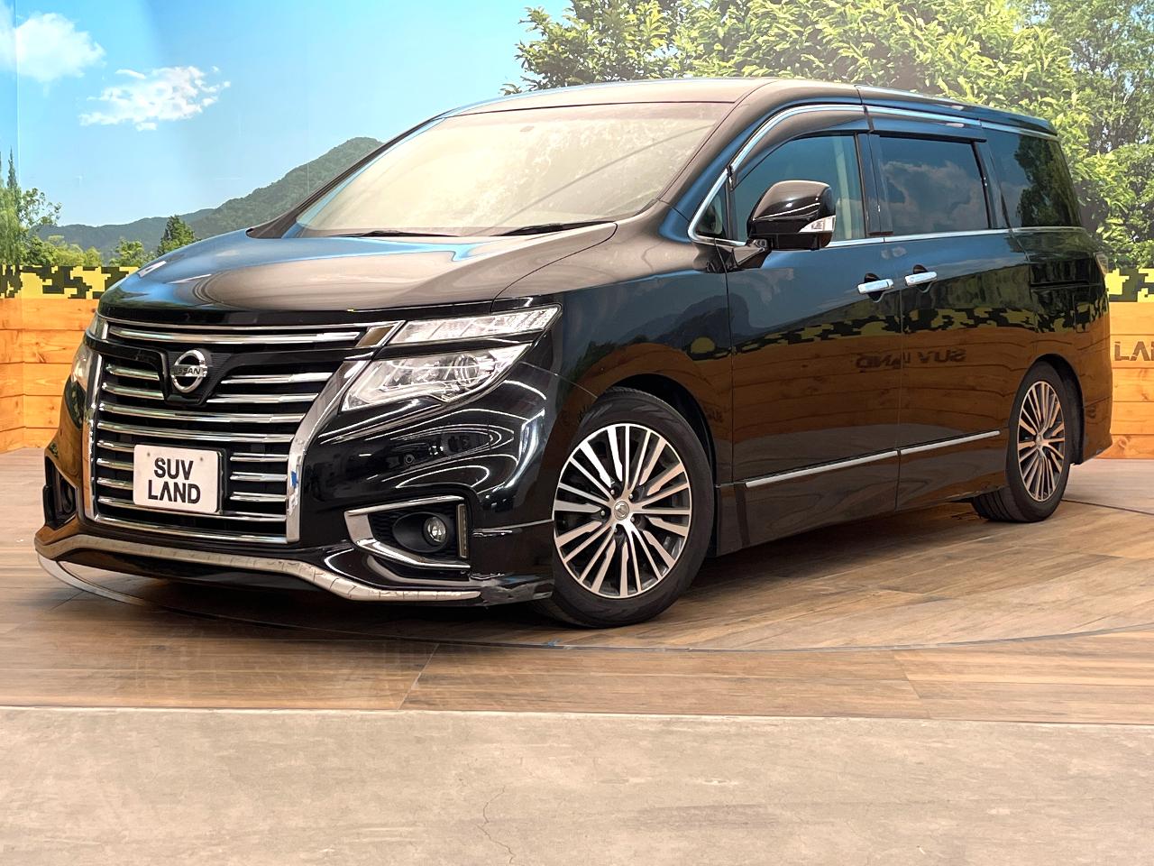 2016 Nissan Elgrand DBA-TE52