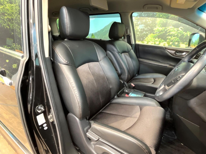 2016 Nissan Elgrand DBA-TE52 (UW-6a13f11098f9c)[29]