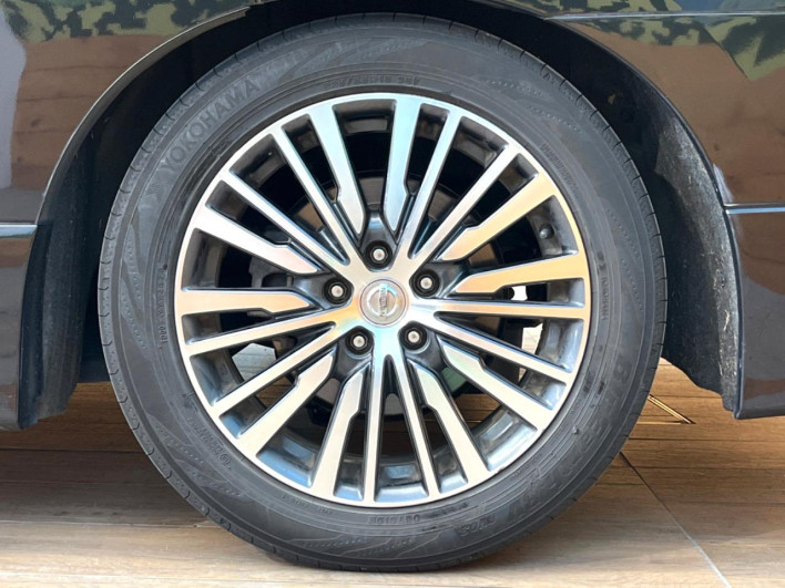 2016 Nissan Elgrand DBA-TE52 (UW-6a13f11098f9c)[24]