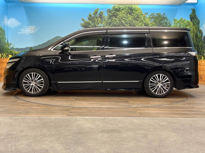 2016 Nissan Elgrand DBA-TE52 (UW-6a13f11098f9c)[8]