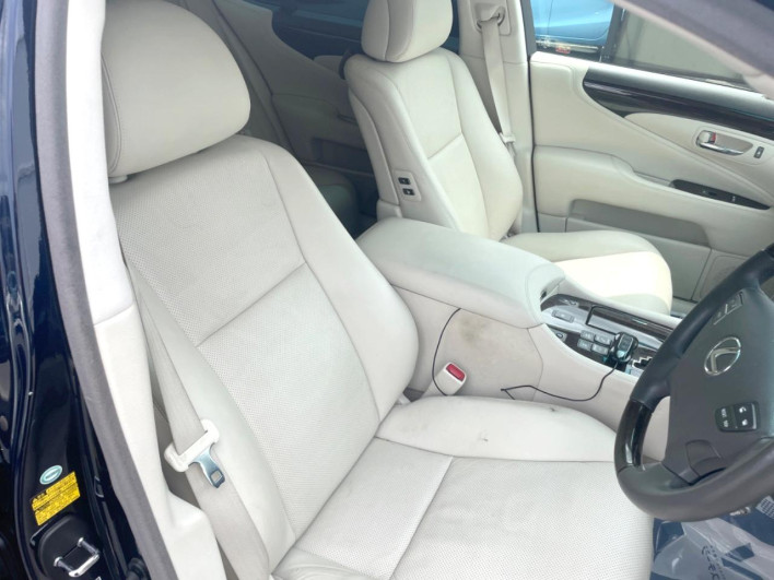 2007 Lexus LS DBA-USF40 (UW-6a13f11cb4fb5)[22]