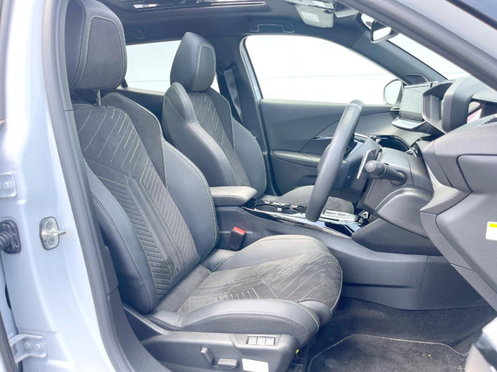 2025 Peugeot 2008 3DA-P24YH01 (UW-6a13f1232966d)[27]