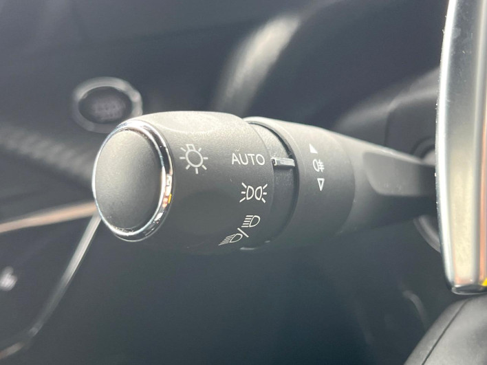 2022 Peugeot 208 5BA-P21HN05 (UW-6a13f123696d6)[12]