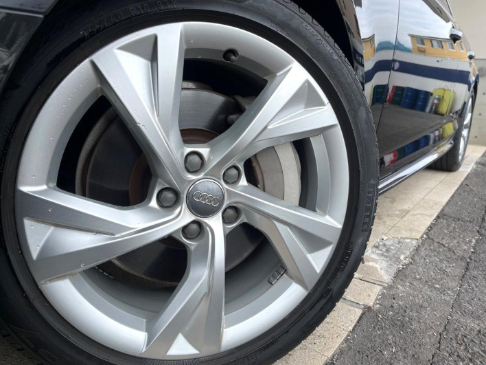 2019 Audi A4 DBA-8WCYRF (UW-6a13f126db52c)[4]