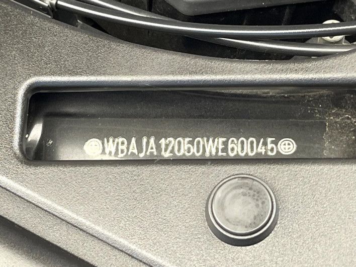 2019 BMW 5 Series DBA-JA20 (UW-6a13f12961025)[1]